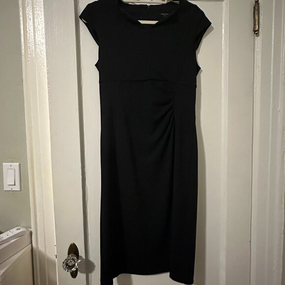 Tahari - Timeless Black Dress – Size 2 - Picture 2 of 10